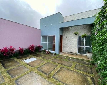 Linda casa com piscina e 3 suítes no Maurício de Nassau - Caruaru - PE
