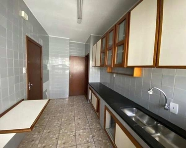 Lindo apartamento espaçoso e muito bem localizado