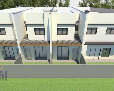 Sobrado geminado com 3 quartos, 101m2 de área privativa em rua sem saída no bairro Glória