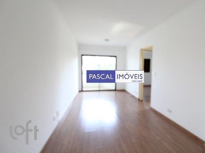 Apartamento à venda em Campo Belo com 65 m², 2 quartos, 1 vaga