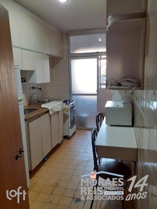 Apartamento à venda em Campo Belo com 75 m², 3 quartos, 1 suíte, 1 vaga