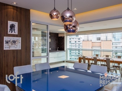 Apartamento à venda em Moema Pássaros com 157 m², 2 quartos, 2 suítes, 3 vagas