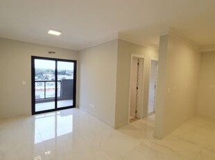 Oportunidade! apartamento 2 quartos c/ suíte; varanda c/ churrasqueira; ensolarado; vaga de garagem (coberta); no melhor do hauer!