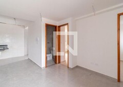 APARTAMENTO no 2º andar com 2 dormitórios e 1 garagem