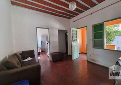 Casa com 2 quartos à venda no bairro Pirajá, 90m²