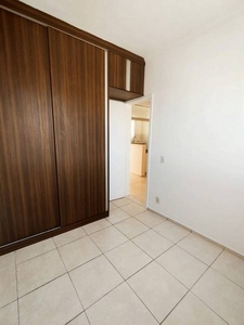 Apartamento com 2 Quartos e 1 banheiro à Venda, 45 m² por R$ 150.000