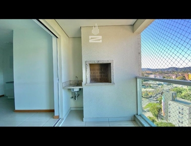 Casa no Bairro Salto Weissbach em Blumenau com 3 Dormitórios (3 suítes) e 212 m²