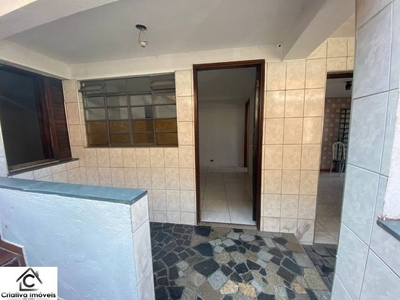 Casa com 1 Quarto e 1 banheiro para Alugar, 80 m² por R$ 1.005/Mês