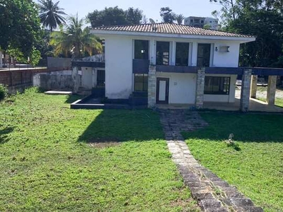 CASA RESIDENCIAL em LAURO DE FREITAS - BA, PORTÃO