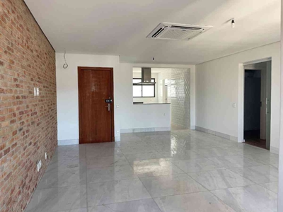 Apartamento com 3 quartos à venda no bairro Savassi, 130m²