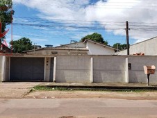 Casa à venda no bairro Pacoval em Macapá