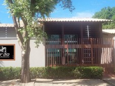 Casa à venda no bairro Plano Diretor Norte em Palmas