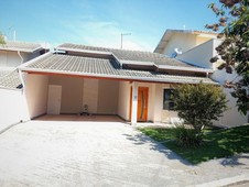 Casa em condomínio à venda no bairro Jardim Jurema em Valinhos
