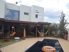 Casa em condomínio à venda no bairro Jardim Recanto em Valinhos