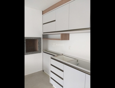 Apartamento no Bairro Vila Nova em Blumenau com 2 Dormitórios (2 suítes) e 95 m²