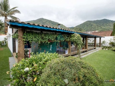 Casa com 4 quartos à venda na Praia da Lagoinha, Ubatuba , 235 m2 por R$ 700.000