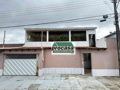 Casa com 4 quartos para alugar no bairro Planalto, 250m²