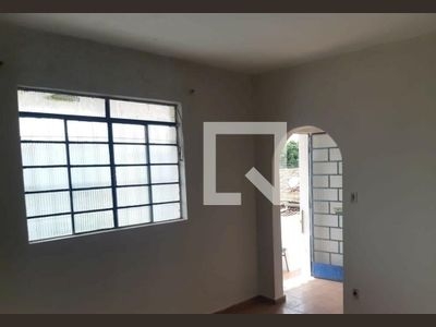 Casa para alugar com 3 dorms, 400m²