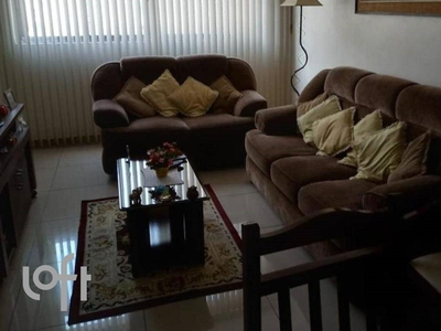 Apartamento à venda em Carrão com 92 m², 3 quartos, 1 vaga