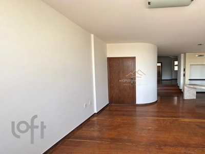 Apartamento à venda em Funcionários com 180 m², 4 quartos, 2 suítes, 2 vagas