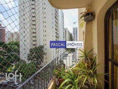 Apartamento à venda em Moema Pássaros com 126 m², 3 quartos, 1 suíte, 2 vagas