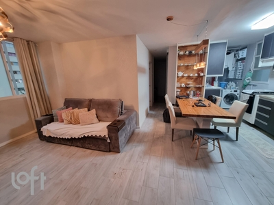 Apartamento à venda em Vila Olímpia com 72 m², 2 quartos, 1 suíte, 1 vaga