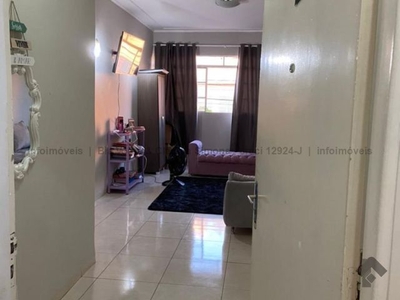 Apartamento amplo no Centro - reformado