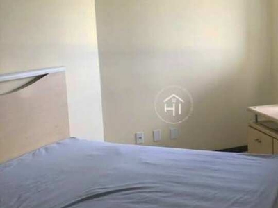 ?Apartamento com 2/4, sala, varanda, sanitário social, cozinha com área de serviço, uma va