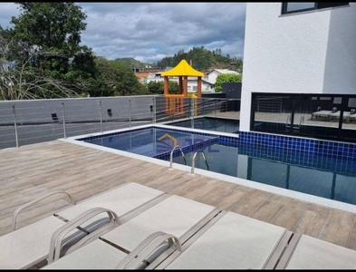 Apartamento no Bairro Itoupava Seca em Blumenau com 2 Dormitórios (1 suíte) e 72 m²