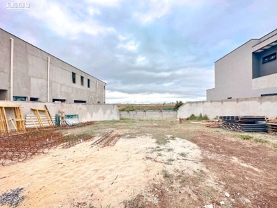 Oportunidade - alphaville - quadra ab2 - área de 550 m² na parte alta do condomínio - terreno à venda alphaville 2 próximo da portaria