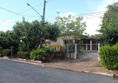 CUIABá - Casa Padrão - Lixeira