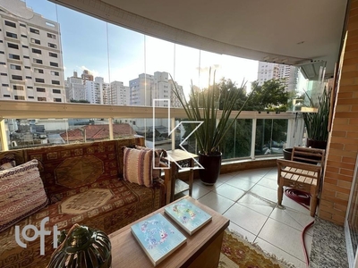 Apartamento à venda em Moema Pássaros com 167 m², 3 quartos, 3 suítes, 4 vagas