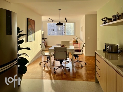 Apartamento à venda em Vila Madalena com 120 m², 3 quartos, 1 suíte, 1 vaga