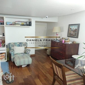 Apartamento à venda em Vila Olímpia com 80 m², 2 quartos, 1 suíte, 1 vaga