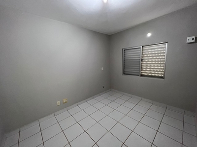 Aluga-se um lindo apartamento no condomínio castanheira no bairro Beira Rio 2