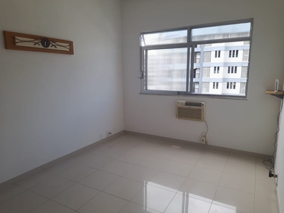 Apartamento à venda em Botafogo com 70 m², 2 quartos, 1 vaga