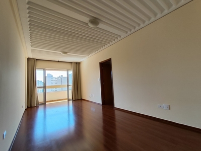 Apartamento em Centro, Londrina/PR de 96m² 3 quartos para locação R$ 2.000,00/mes