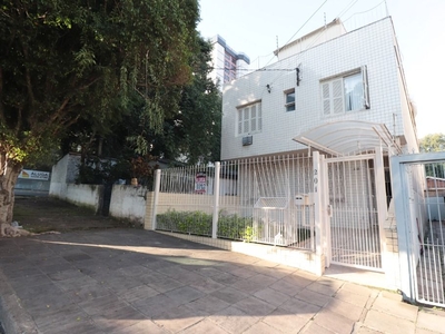 Apartamento em Jardim São Pedro, Porto Alegre/RS de 100m² 3 quartos à venda por R$ 295.000,00 ou para locação R$ 1.400,00/mes