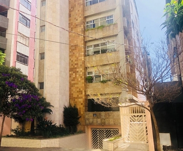 Apartamento em Serra, Belo Horizonte/MG de 125m² 4 quartos para locação R$ 3.000,00/mes