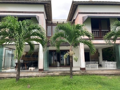 Casa alto padrão a beira mar da praia do poço!