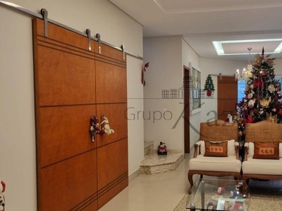 Casa Condomínio - Urbanova - Residencial Floradas da Serra - 250m² - 4 Dormitórios - Aceit