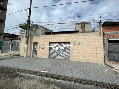 Casa de 500m² com 4 quartos para venda no bairro da Cremação - Doutor Imóveis Belém