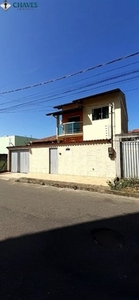 Casa Duplex com 03 quartos sendo 01 suíte - Colina de Laranjeiras - Serra/ES