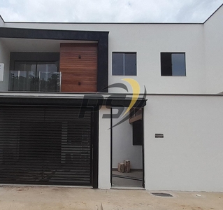 Casa em Centro, Governador Valadares/MG de 100m² 3 quartos à venda por R$ 499.000,00