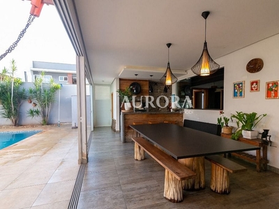 Casa em Esperança, Londrina/PR de 336m² 4 quartos à venda por R$ 2.649.000,00