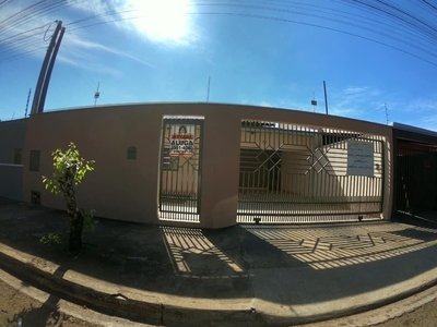 Casa em Residencial José B Almeida, Londrina/PR de 147m² 4 quartos à venda por R$ 659.000,00