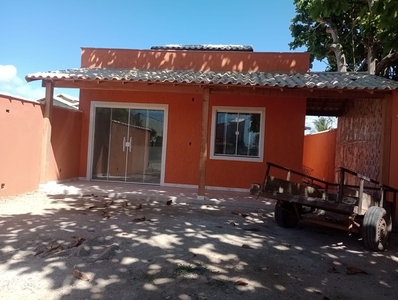 Casa para venda com 2 quartos sendo 1 suíte em UNamar - Cabo Frio