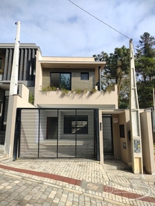 Casa Sobrado no América - Joinville