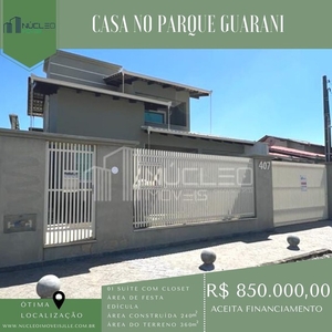 Linda Casa para Venda no bairro Parque Guarani, localizado na cidade de Joinville / SC