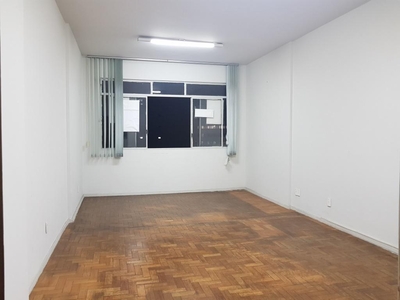 Sala em Centro, Belo Horizonte/MG de 40m² à venda por R$ 90.000,00